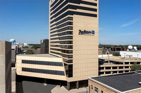 Radisson blu fargo - 201 5th St N, Fargo, North Dakota, 58102, United States Show on Map. With a stay at Radisson Blu Fargo in Fargo (Downtown Fargo), you'll be steps from Fargo Civic Center and 6 minutes by foot from Plains Art Museum. This upscale hotel is 1.4 mi (2.3 km) from North Dakota State University and 2.6 mi (4.2 km) from Fargodome.